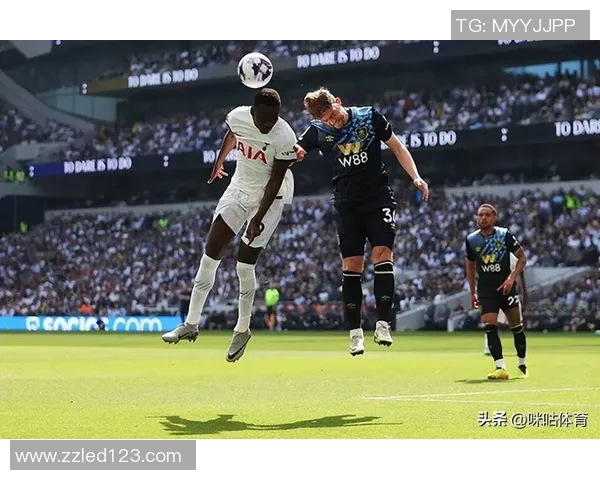 伯恩利与热刺精彩对决回放分析及赛后点评